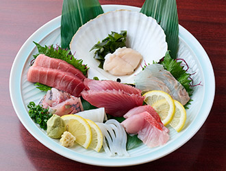 刺身盛り合わせ